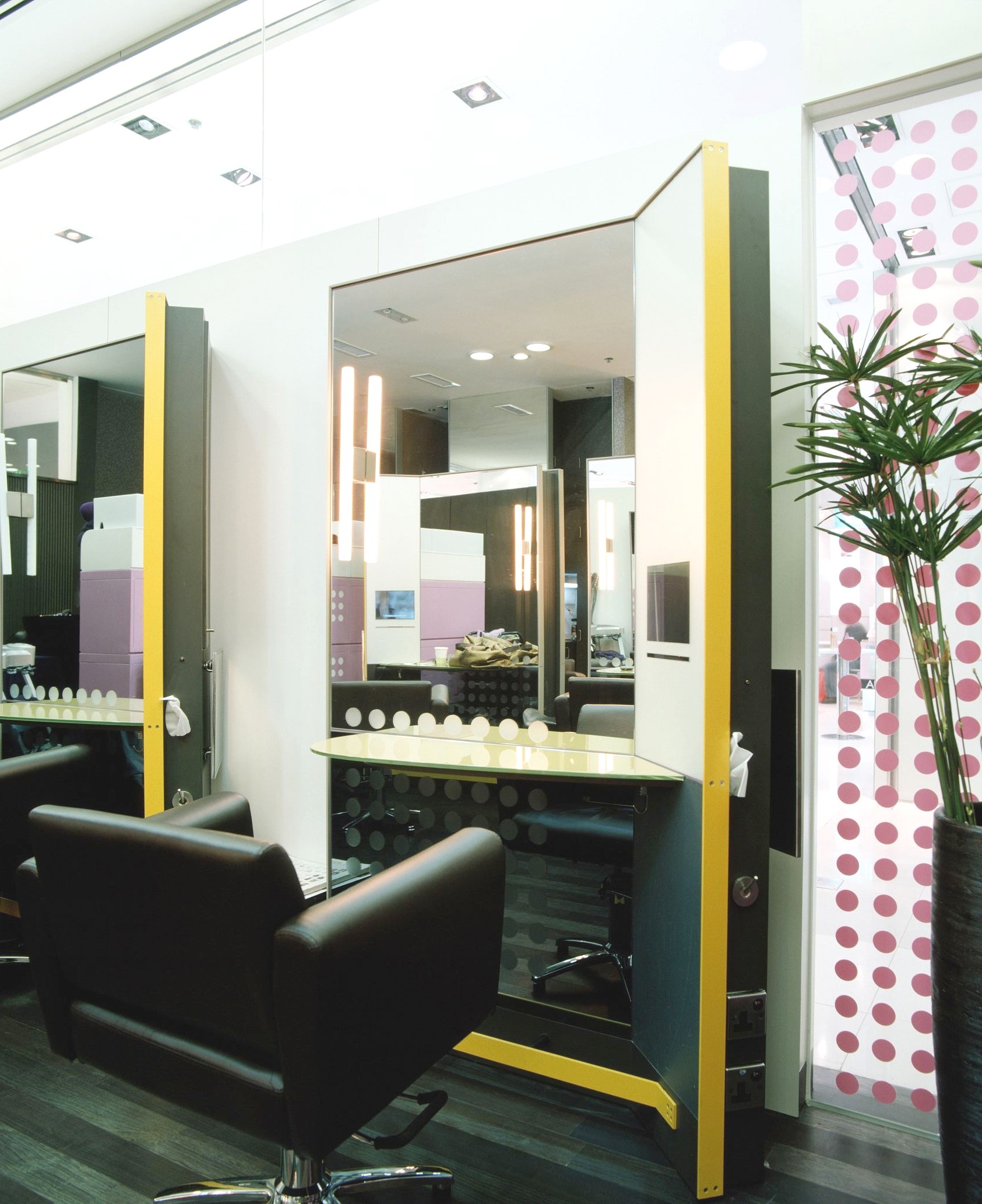 香港海運大廈Beijing Hair Culture Pink髮型設計